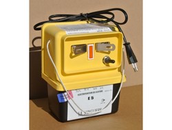403-thickbox_default-electrificateur-cloture-electrique-sur-secteur